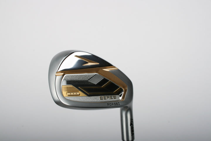 Honma Golf Clubs: Driver, Irons, Beres and TWorld